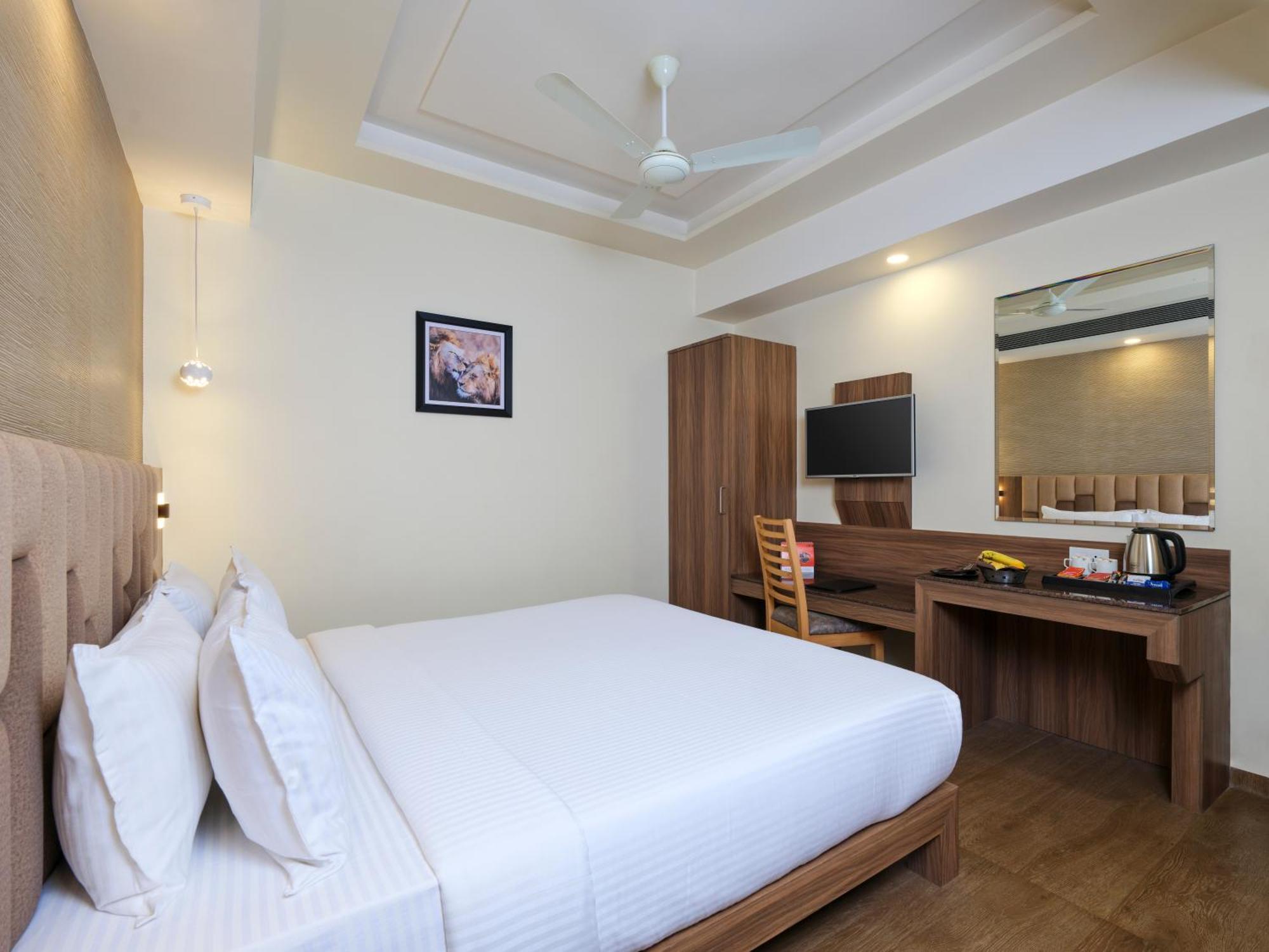 Pride Biznotel Sasan Gir Exterior photo
