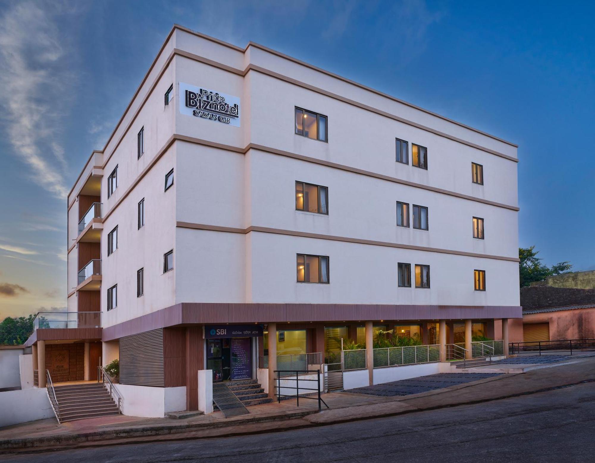 Pride Biznotel Sasan Gir Exterior photo